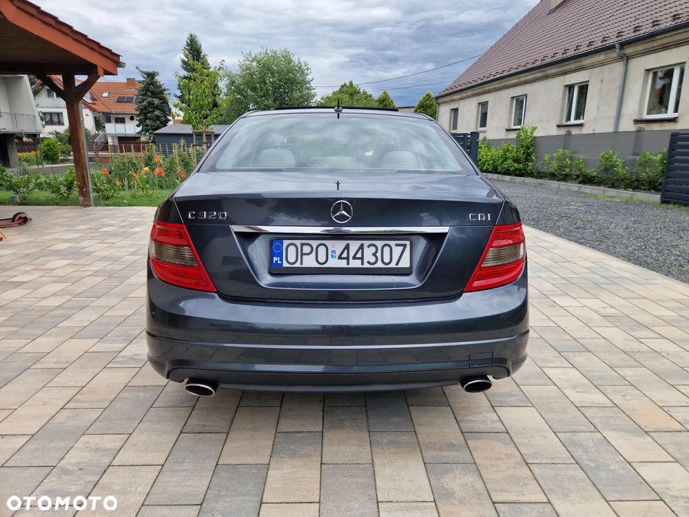 Mercedes-Benz Klasa C 320 CDI 7G-TRONIC Avantgarde DPF - 6