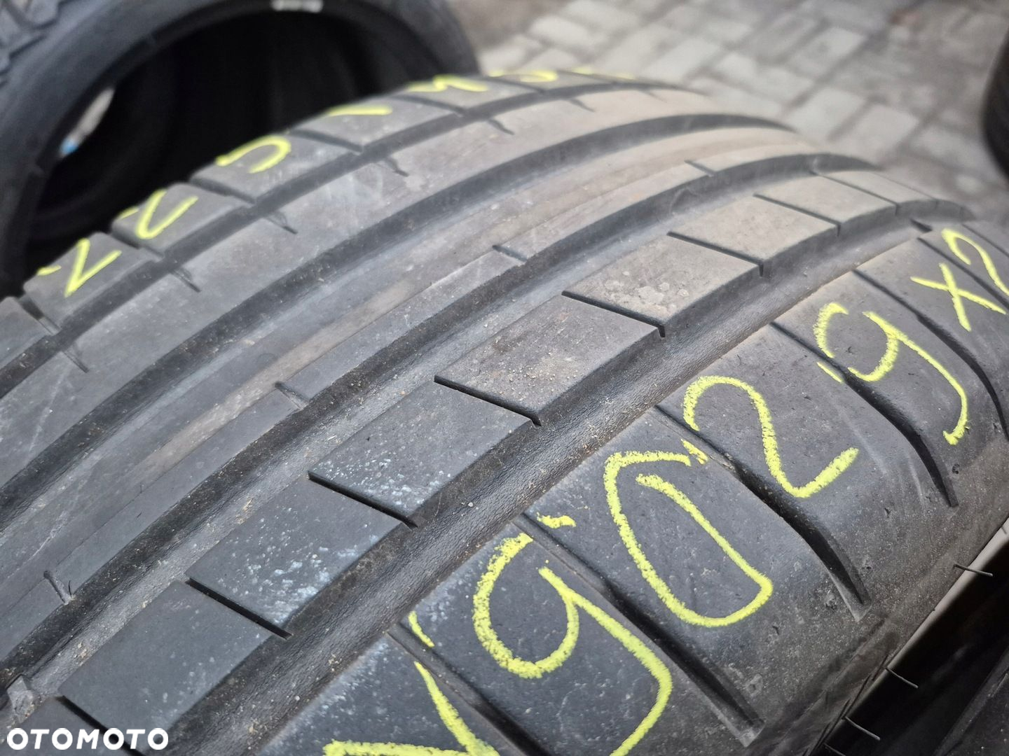 DUNLOP SPORT MAXX RT2 225/45R19 92W RSC RUNFLAT 2X - 2