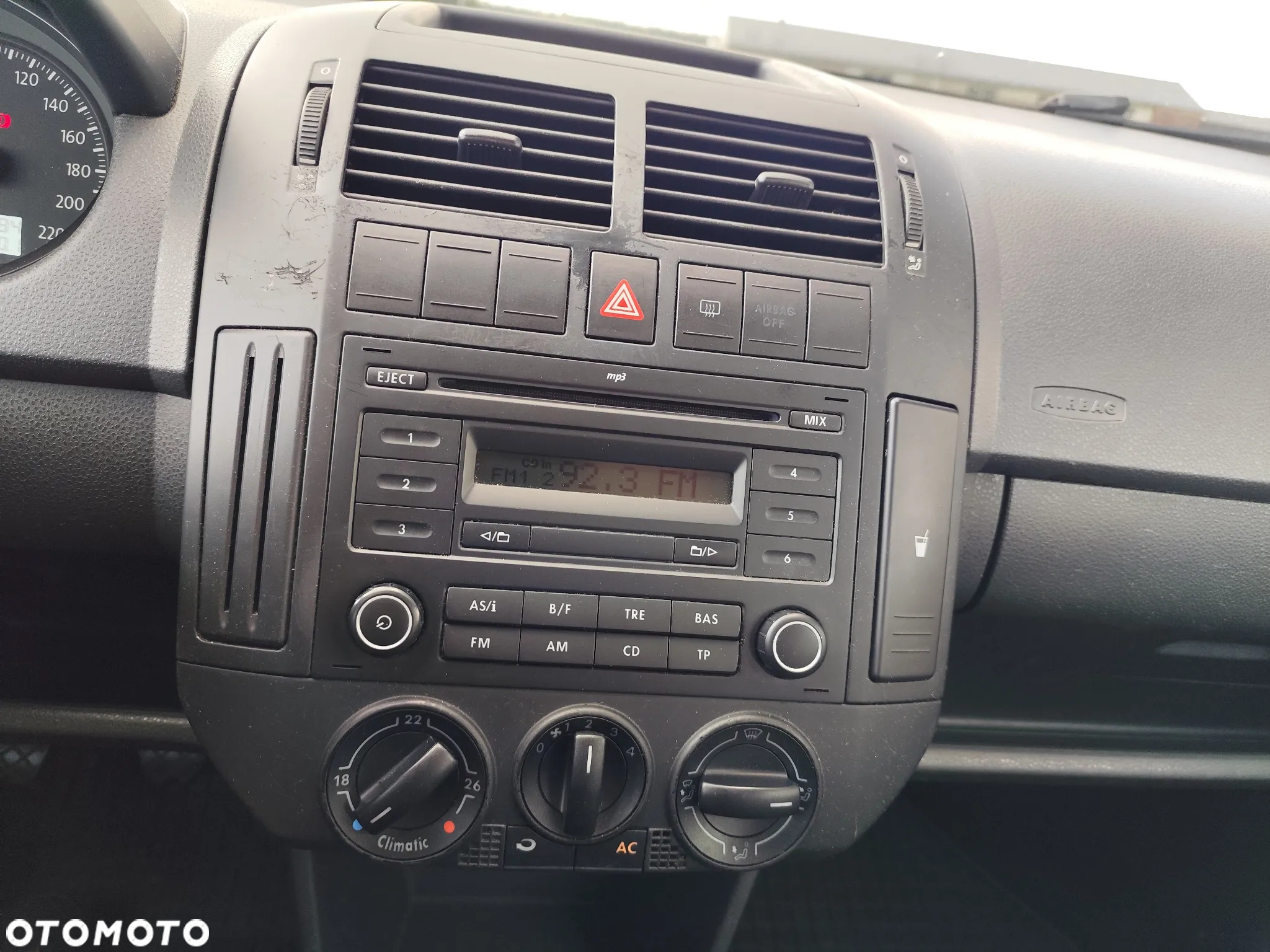 Volkswagen Polo 1.4 TDI Comfortline - 11