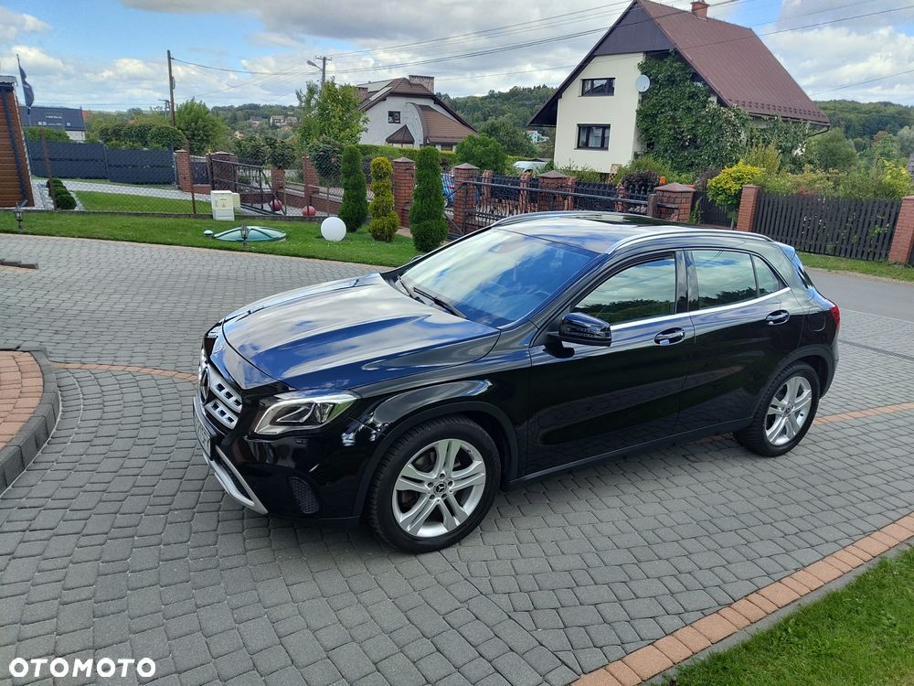 Mercedes-Benz GLA 250 7G-DCT Peak Edition - 23