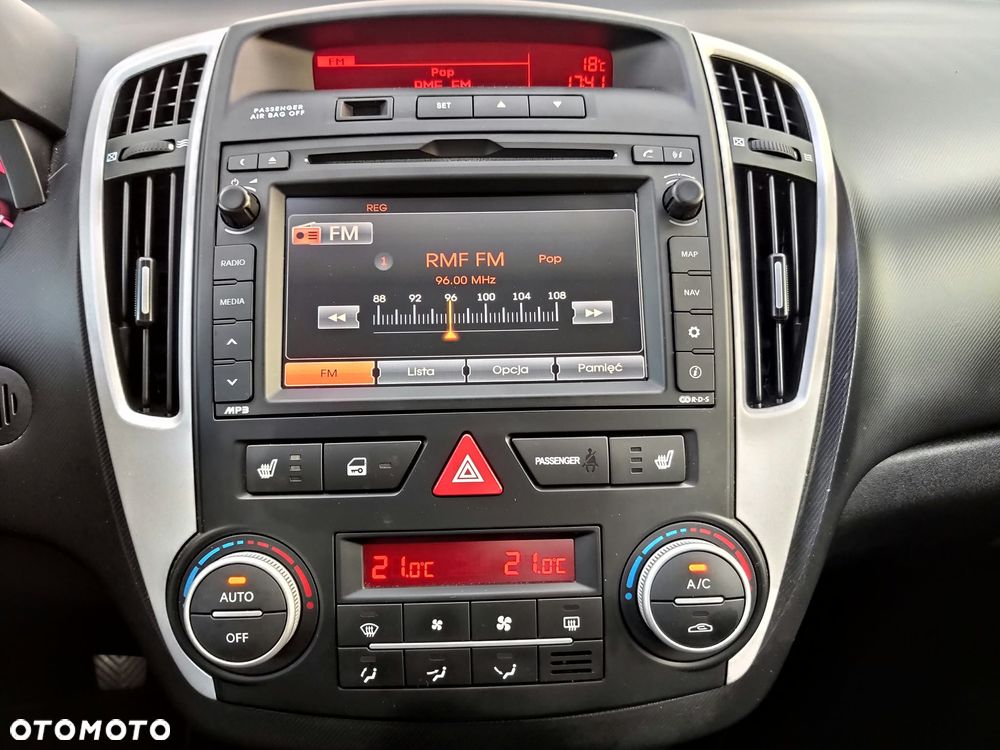 Kia Ceed 1.4 CVVT Vision - 18