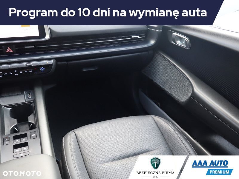 Hyundai IONIQ 6 - 10