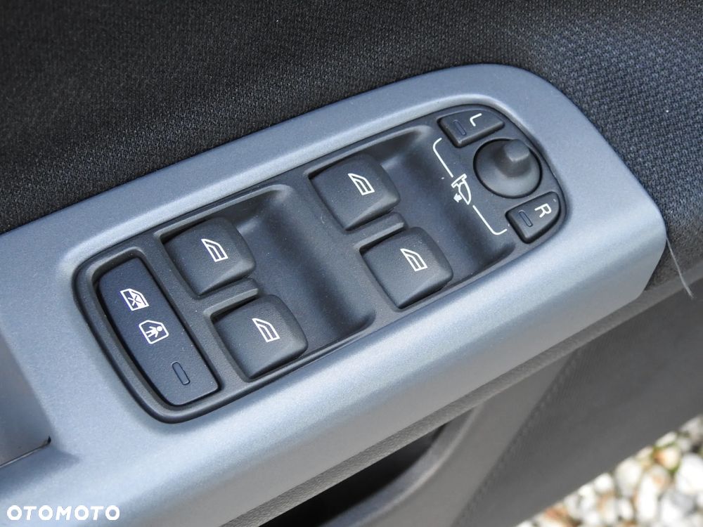 Volvo V50 DPF DRIVe Business Edition - 19