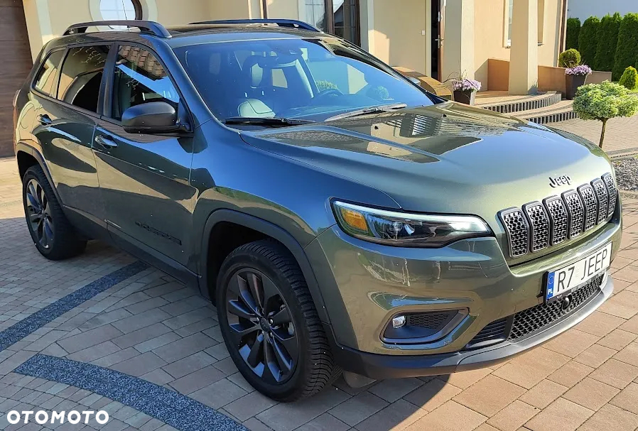 Jeep Cherokee - 2