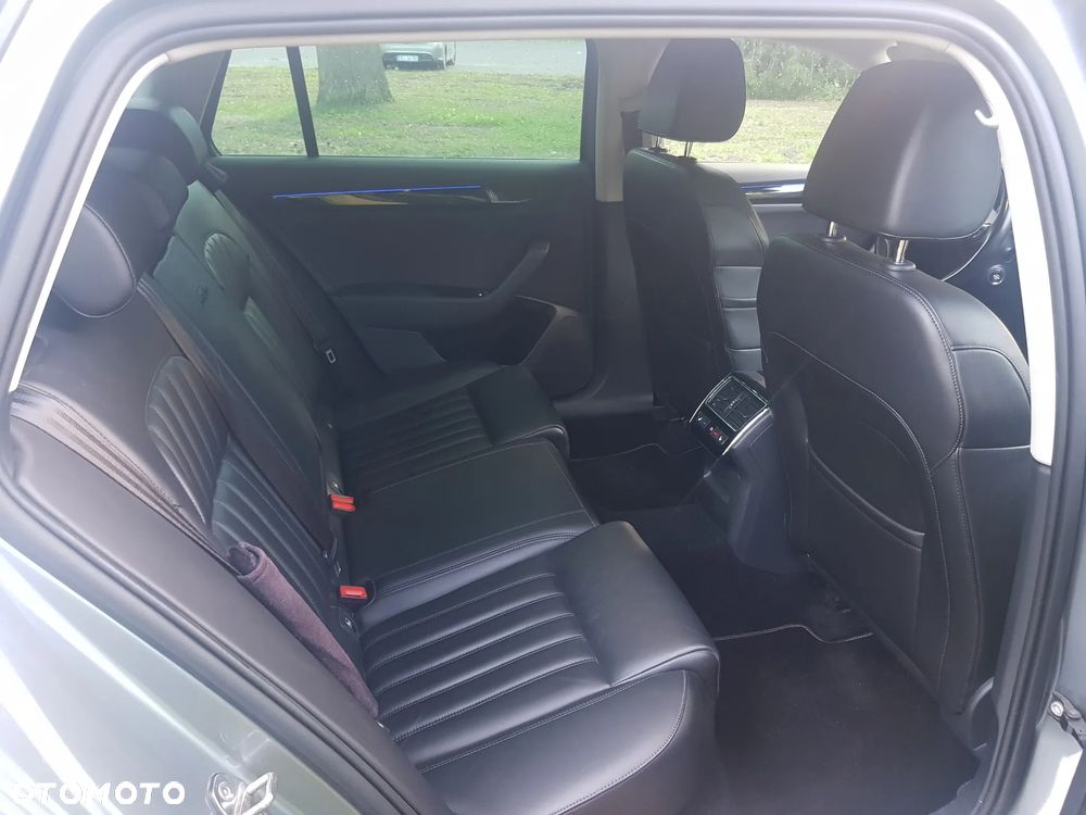 Skoda Superb 2.0 TDI 4x4 L&K DSG - 14