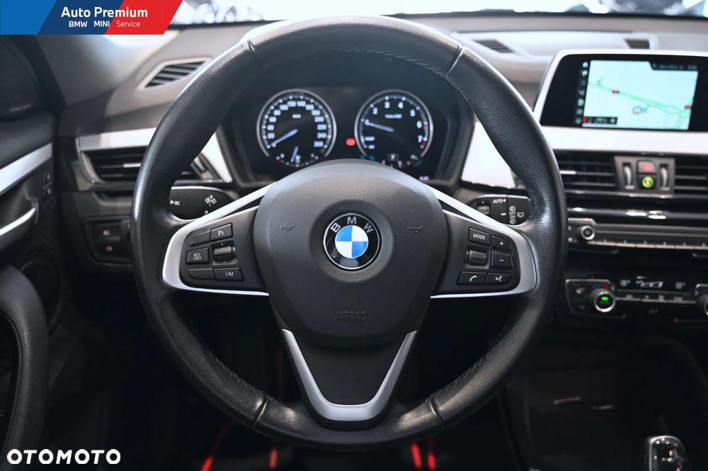 BMW X1 sDrive18i - 10