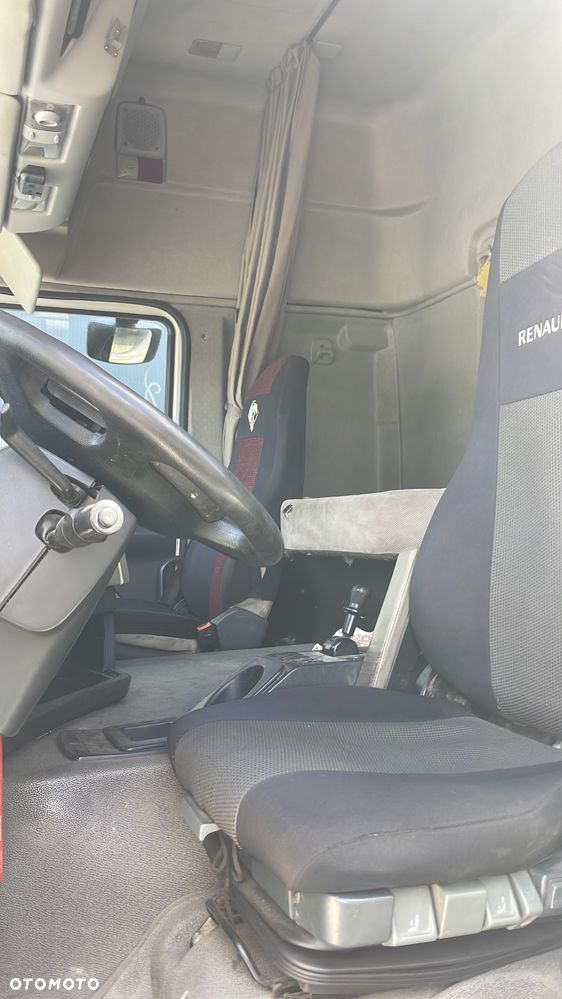 Renault Premium - 10