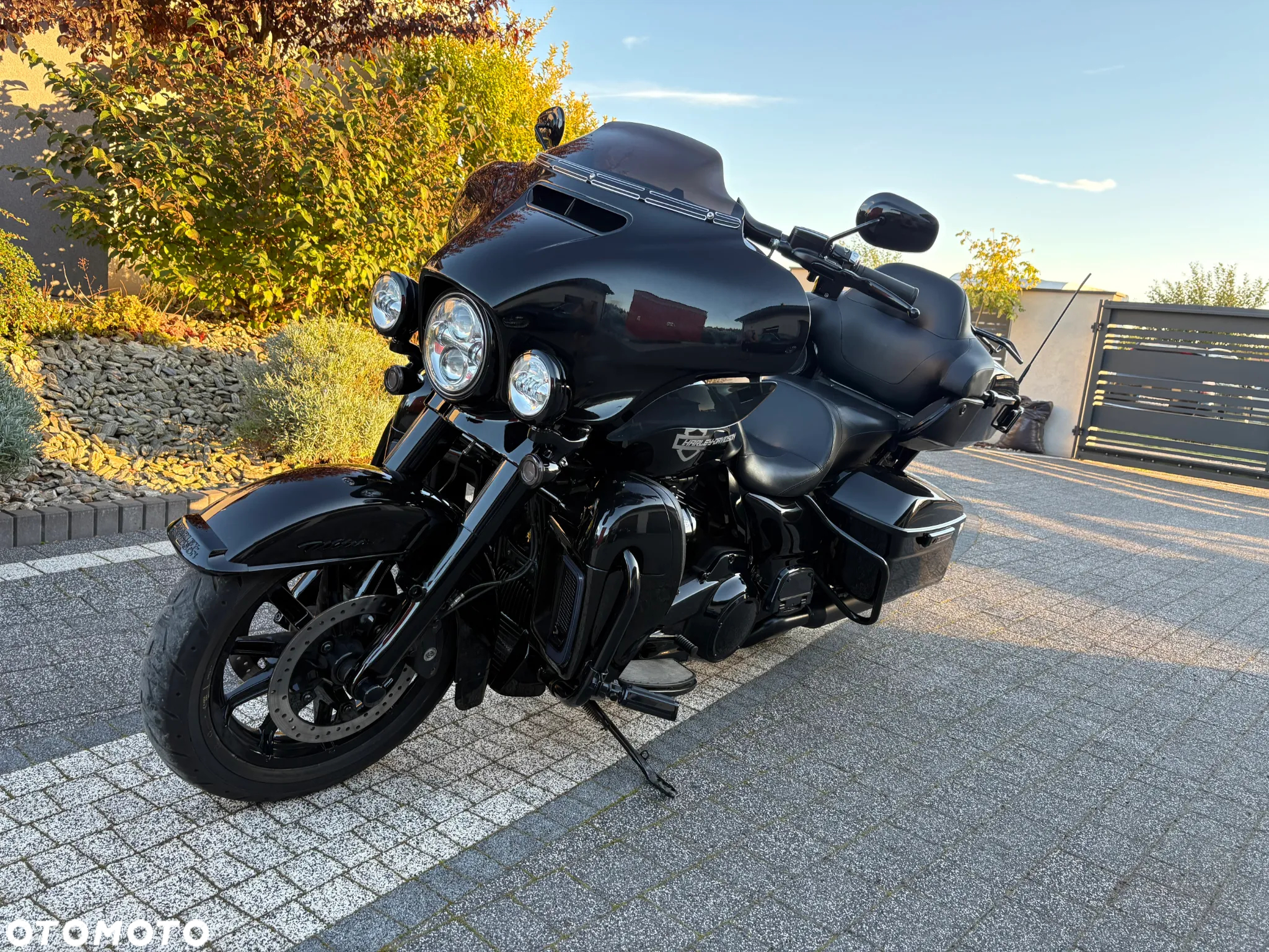 Harley-Davidson FLHTCU Ultra - 3