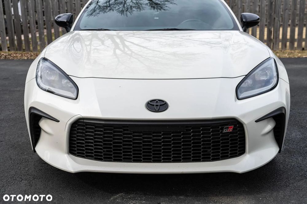Toyota GR86 2.4 Dynamic - 4