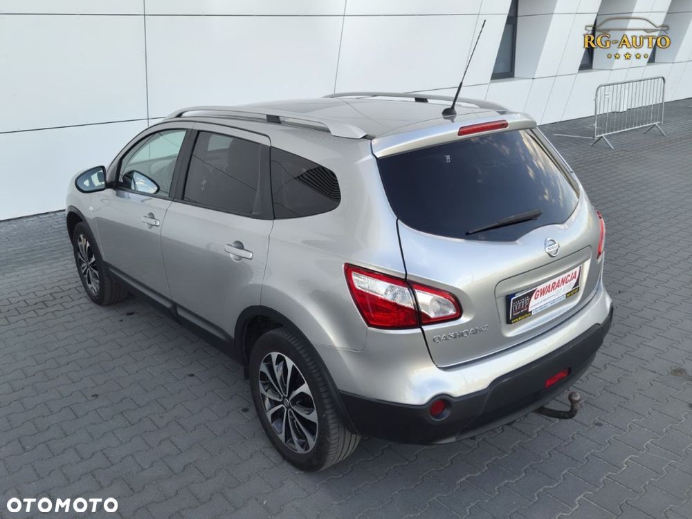 Nissan Qashqai+2 - 10