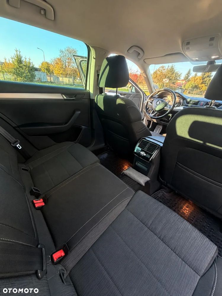 Skoda Superb - 11