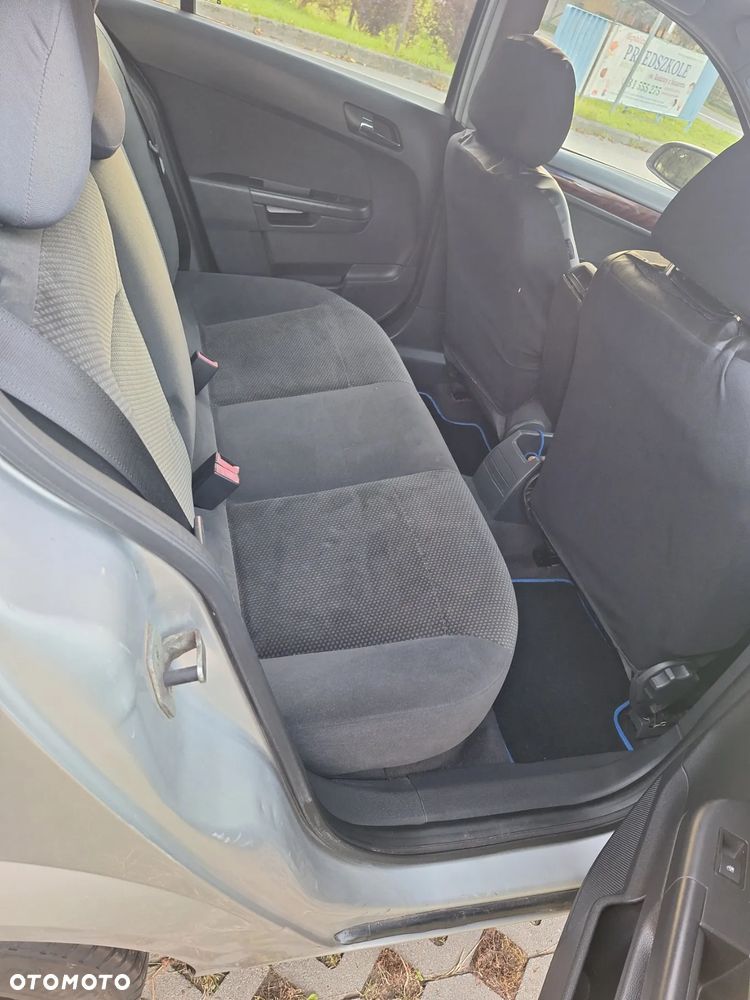 Opel Astra - 9