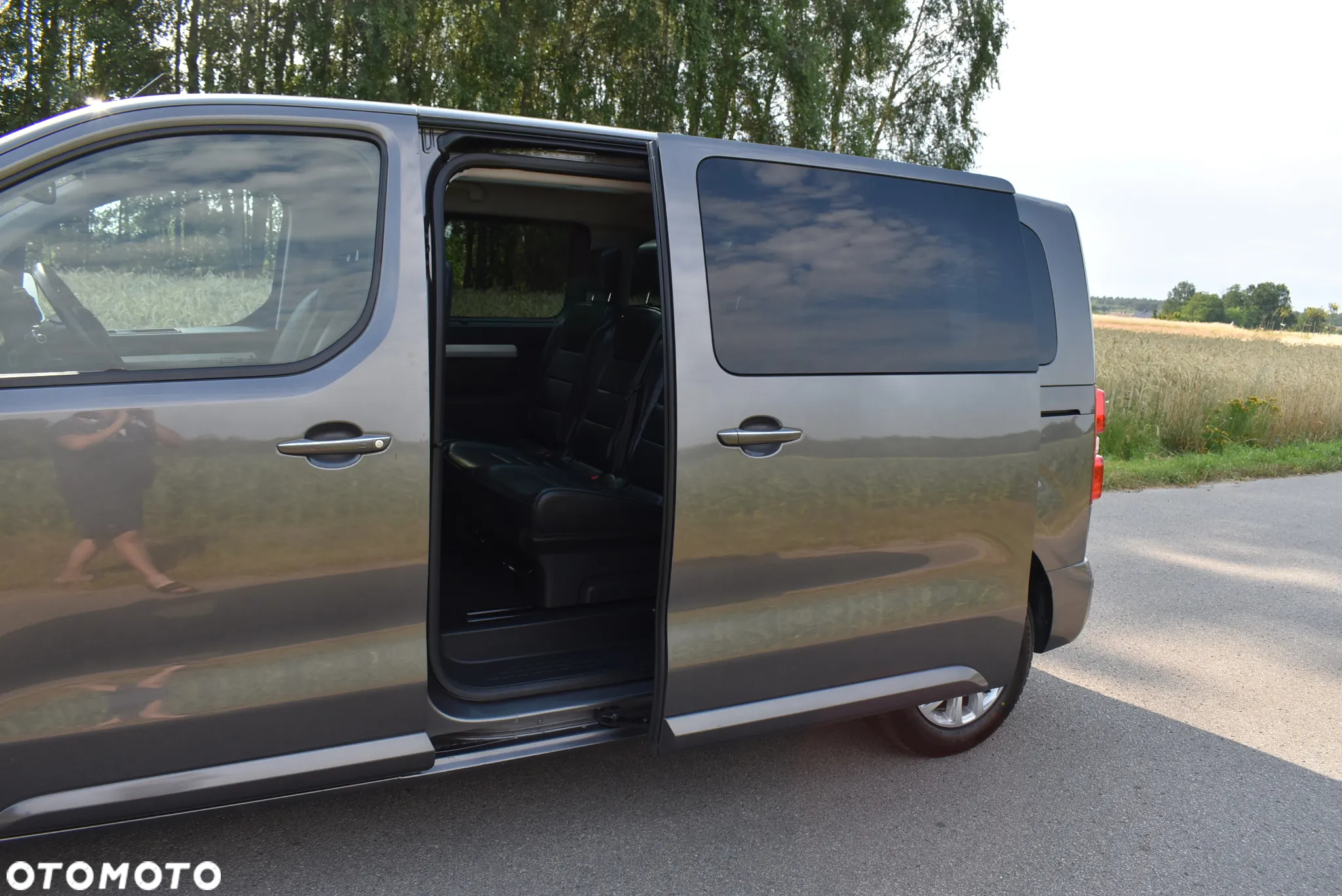 Peugeot Traveller 2.0 BlueHDi Standard Business Vip - 21