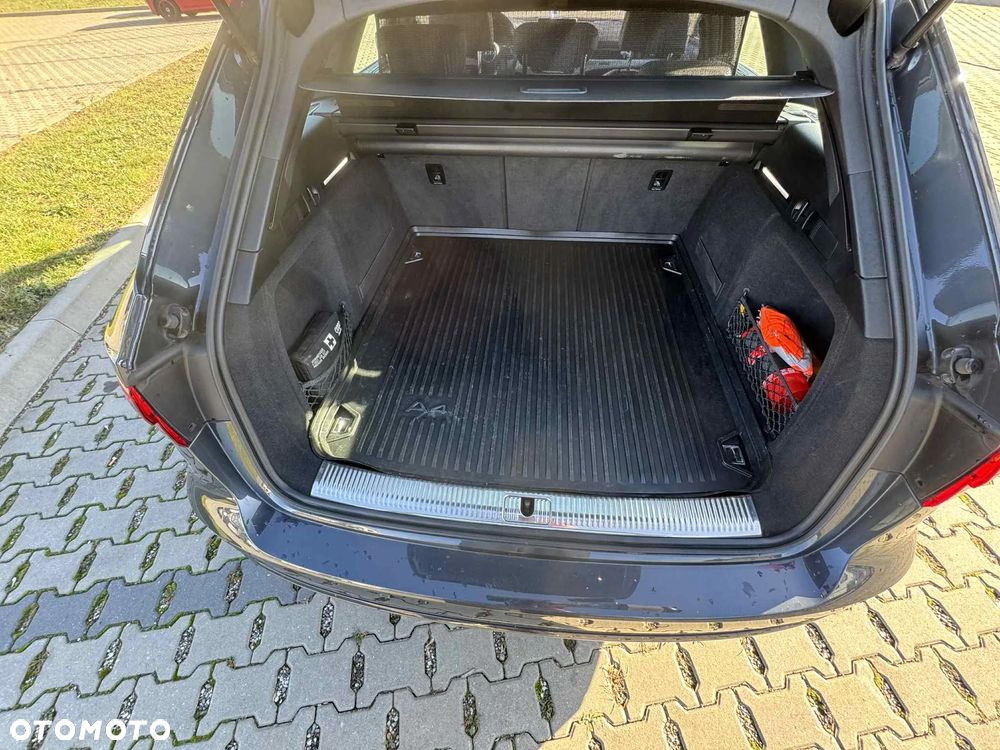 Audi A4 Avant - 12