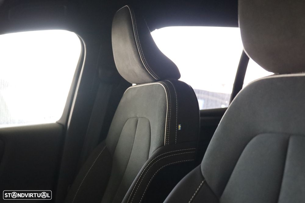 Volvo XC 40 2.0 B3 Core - 10
