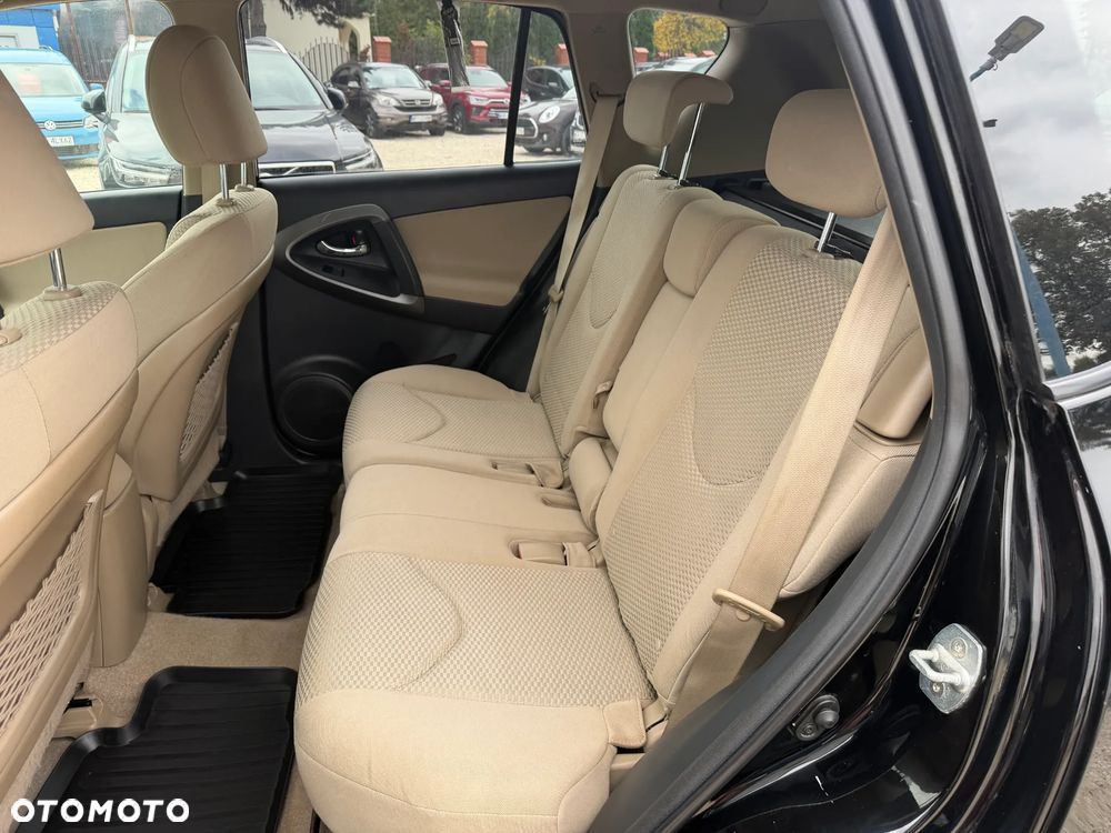 Toyota RAV4 - 20