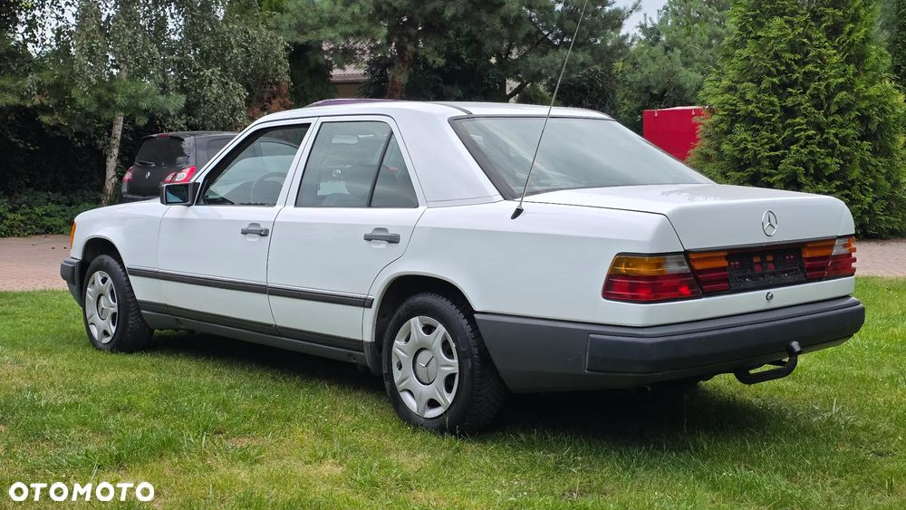 Mercedes-Benz W124 (1984-1993) - 4