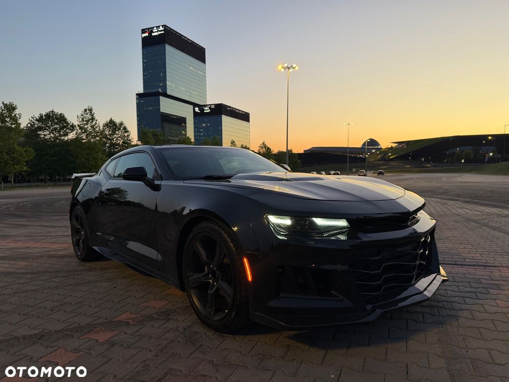 Chevrolet Camaro - 2