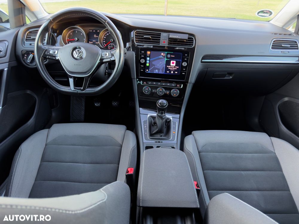 Volkswagen Golf 2.0 TDI Highline - 24