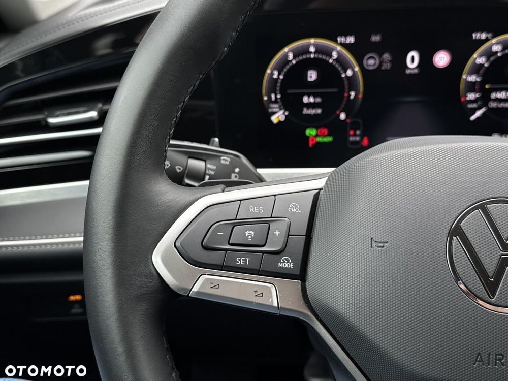 Volkswagen Passat Variant 1.5 TSI ACT mHEV Business Plus DSG - 11