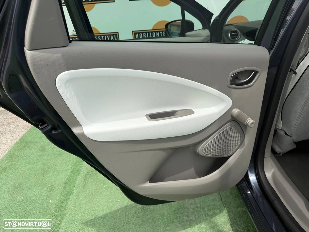Renault Zoe (c/ Bateria) 41 kwh Intens - 26