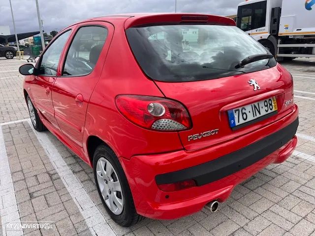 Peugeot 206+ 1.1 Urban - 6