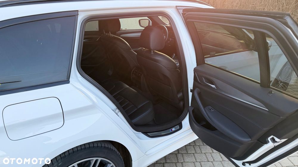 BMW Seria 5 520d xDrive Sport Line - 15