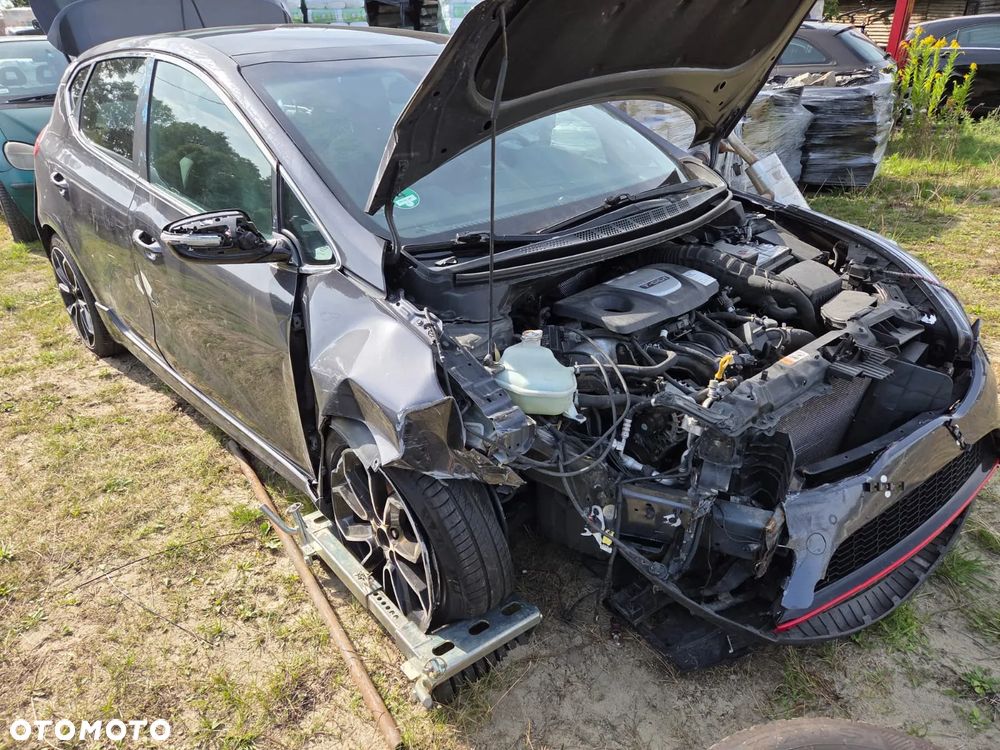 Kia Ceed 1.6 T-GDI GT-Track - 14