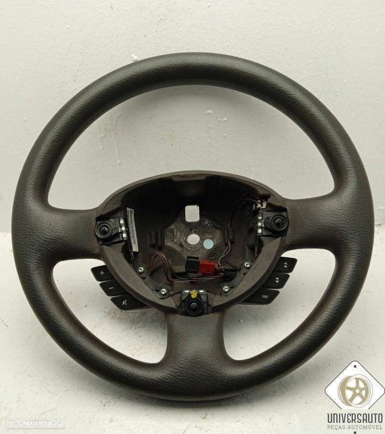 VOLANTE FIAT PUNTO 2005 - 1