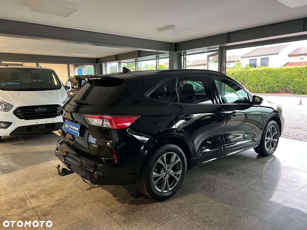 Ford Kuga 2.5P PHEV FWD ST-Line - 17