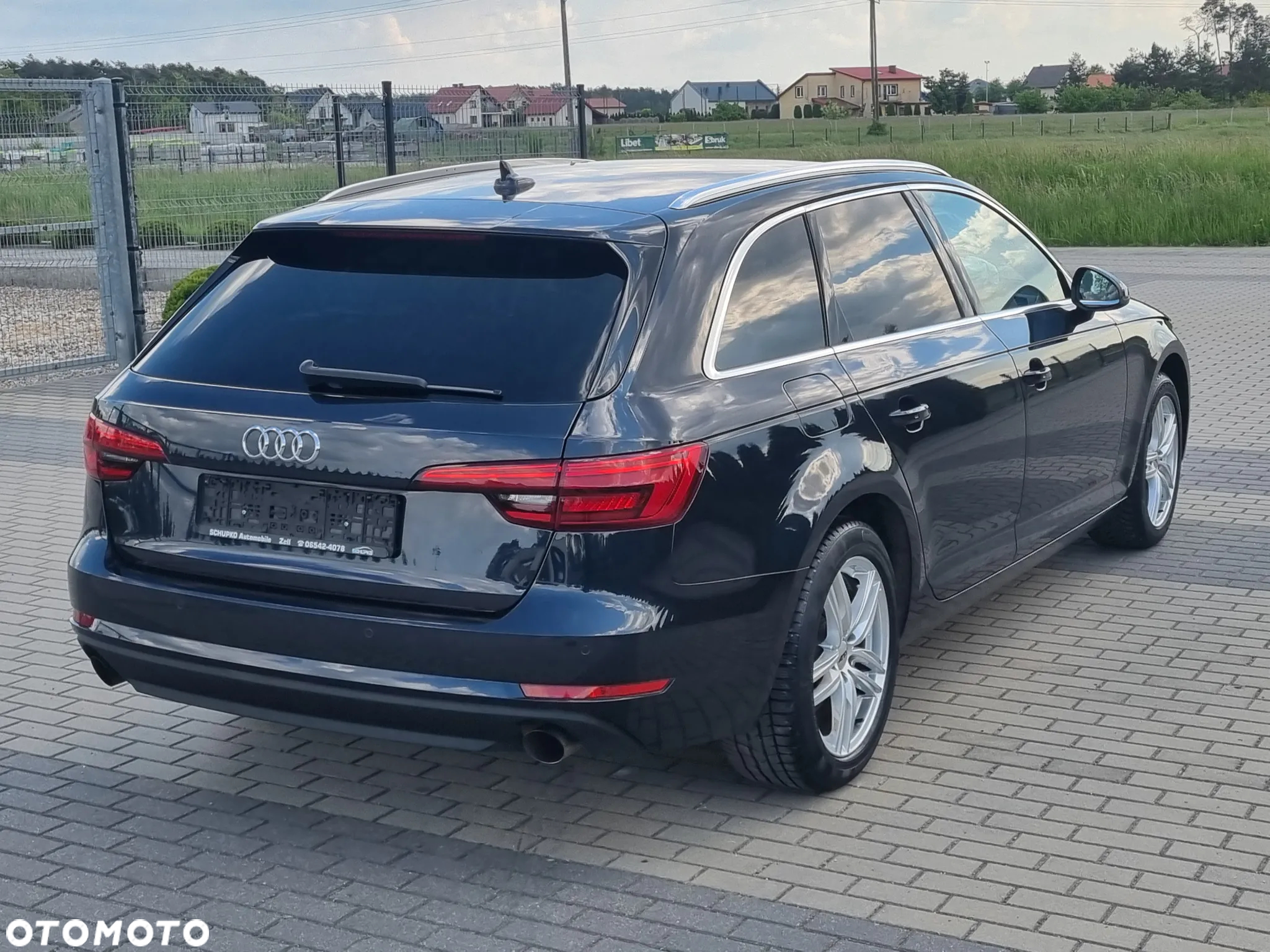 Audi A4 Avant 40 TFSI S tronic - 7