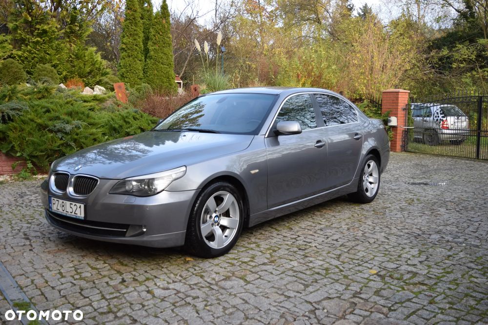 BMW Seria 5 523i Edition Sport - 3