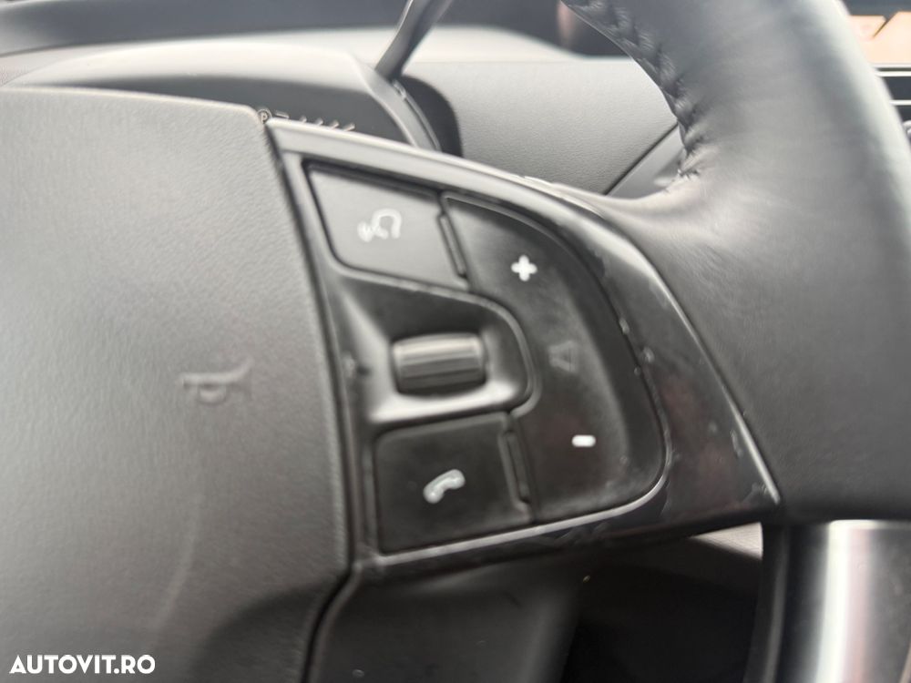 Citroën C4 Space Tourer BlueHDi 120 Stop&Start EAT6 SELECTION - 32