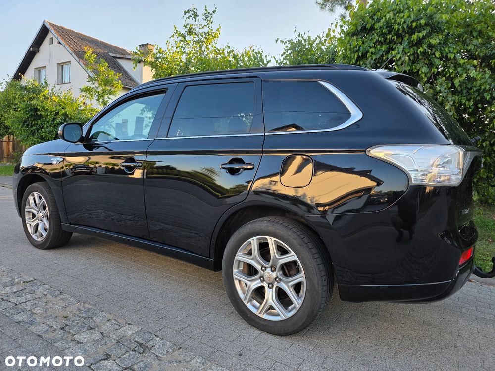 Mitsubishi Outlander 2.0 4WD Plus - 8