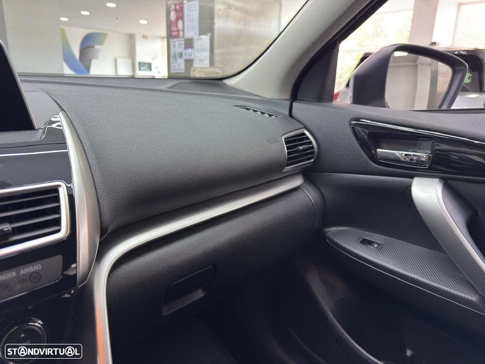 Mitsubishi Eclipse Cross 1.5 MIVEC Intense CVT - 40