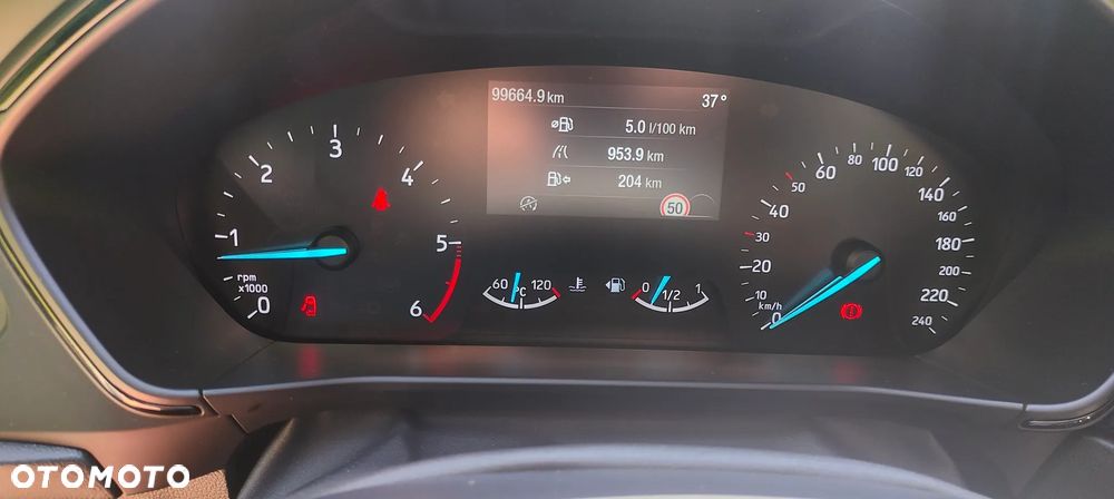 Ford Focus 1.5 EcoBlue Start-Stopp-System ST-LINE X - 24