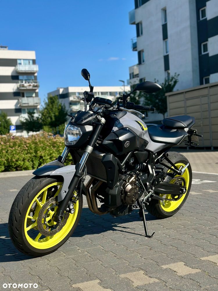 Yamaha MT - 1
