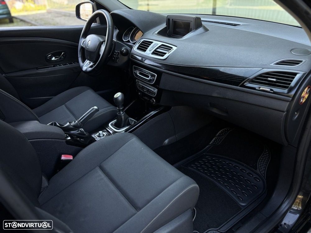 Renault Mégane Break 1.5 dCi Dynamique - 8