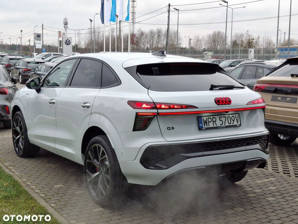 Audi Q3 Sportback - 2