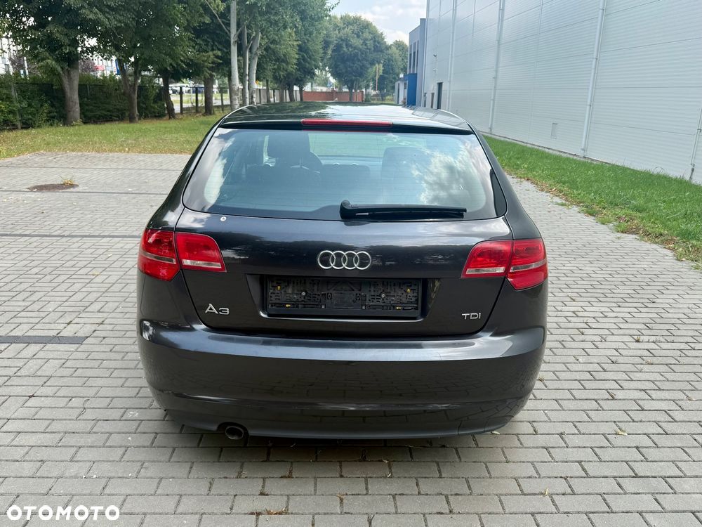 Audi A3 Sportback - 9