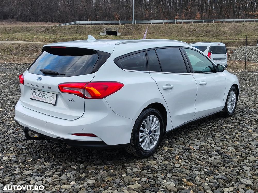 Ford Focus 1.5 EcoBlue Start-Stopp-System TITANIUM - 9