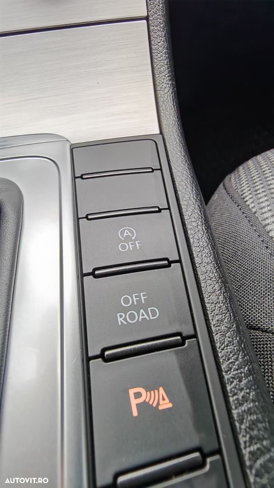 Volkswagen Passat Alltrack 2.0 TDI BMT 4Motion - 14