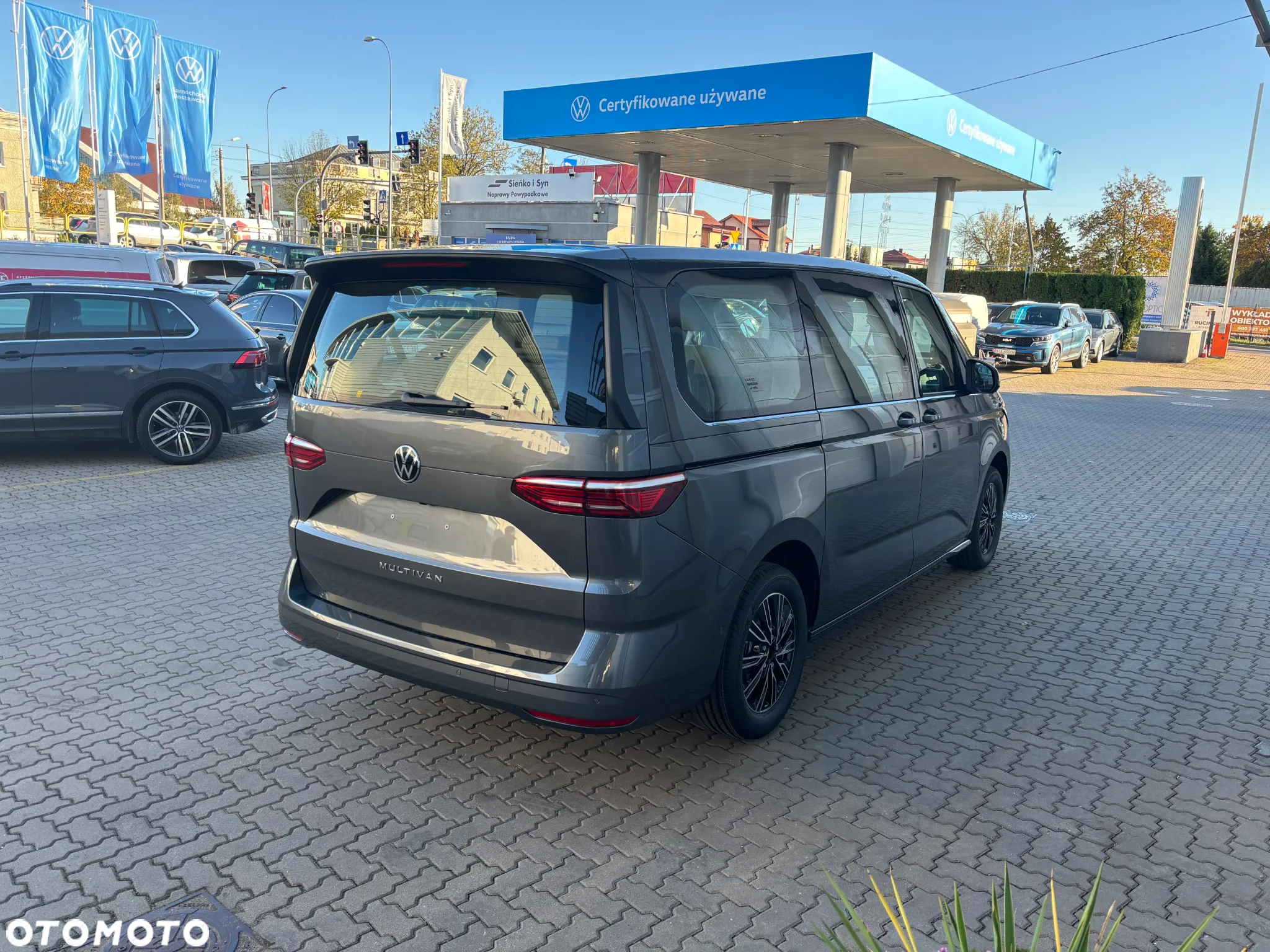 Volkswagen Multivan 2.0 TSI L2 Life DSG - 5