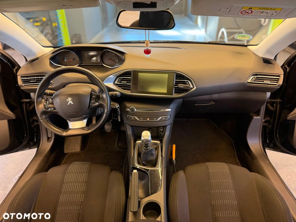 Peugeot 308 - 19
