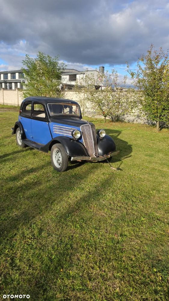 Renault Inny - 2