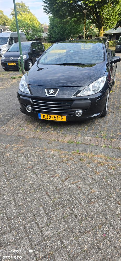 Peugeot 307 CC 1.6 Intense - 9