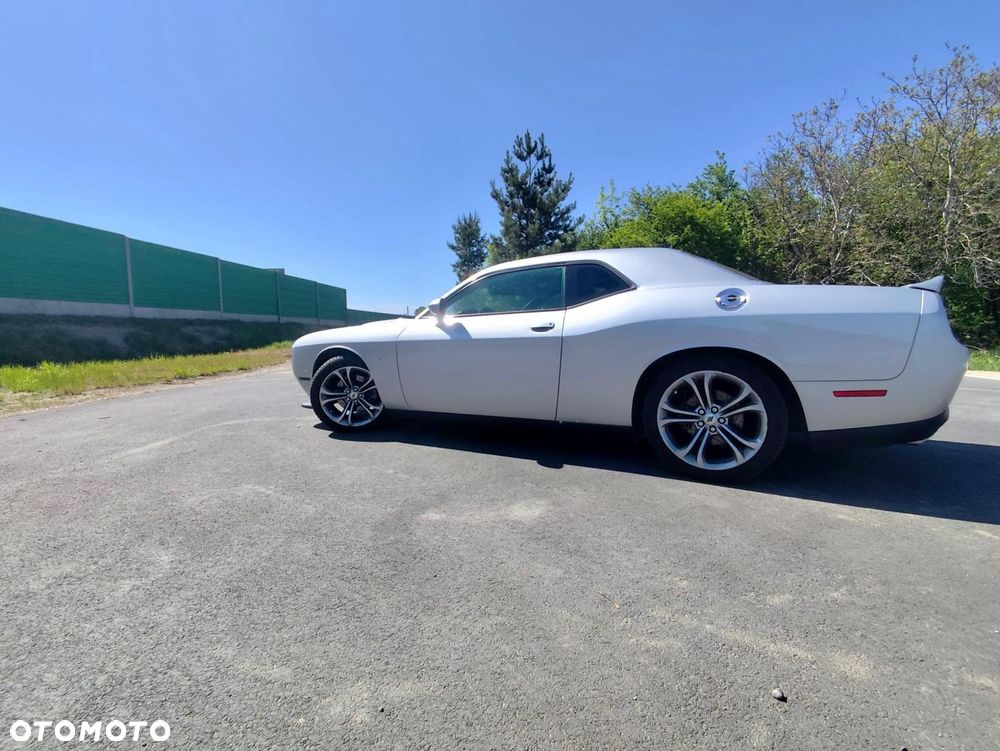 Dodge Challenger 5.7 R/T - 19