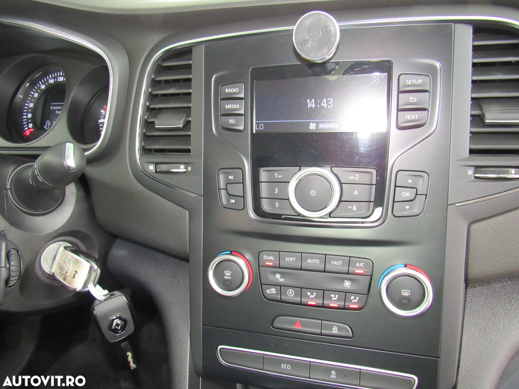 Renault Megane TCe EDC Zen - 16
