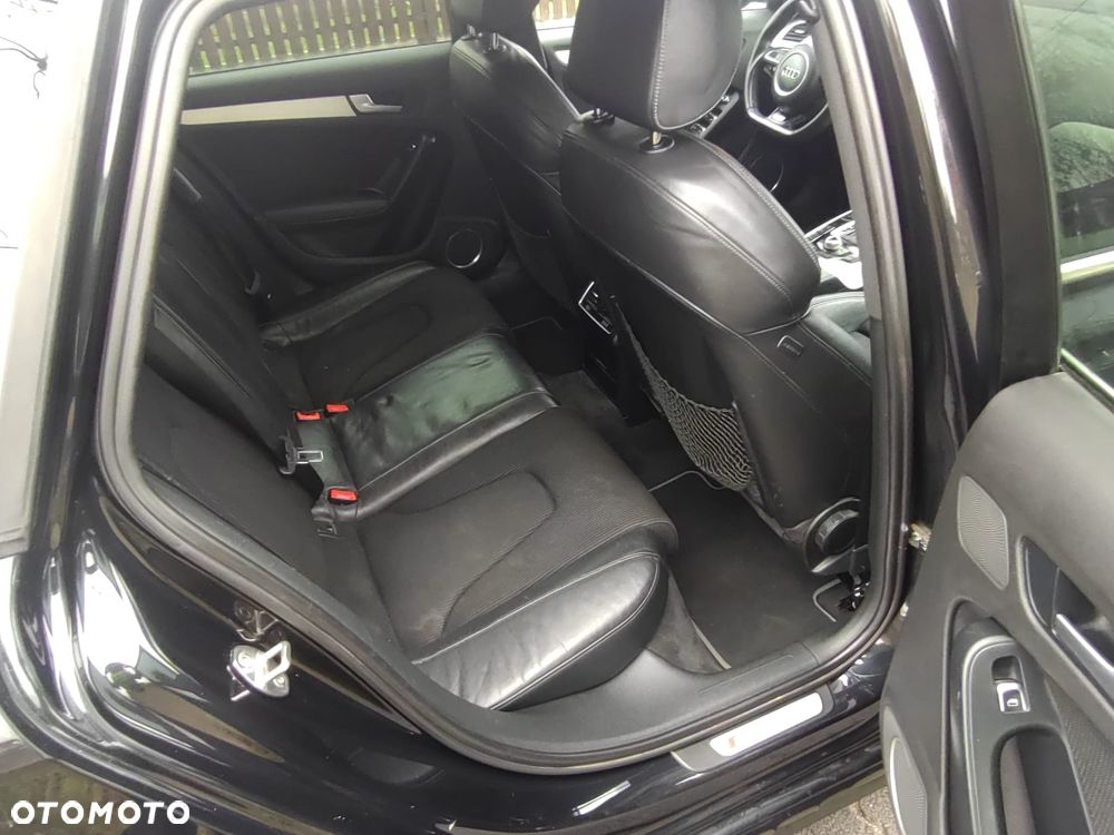 Audi A4 Avant 2.0 TDI Quattro S tronic - 16