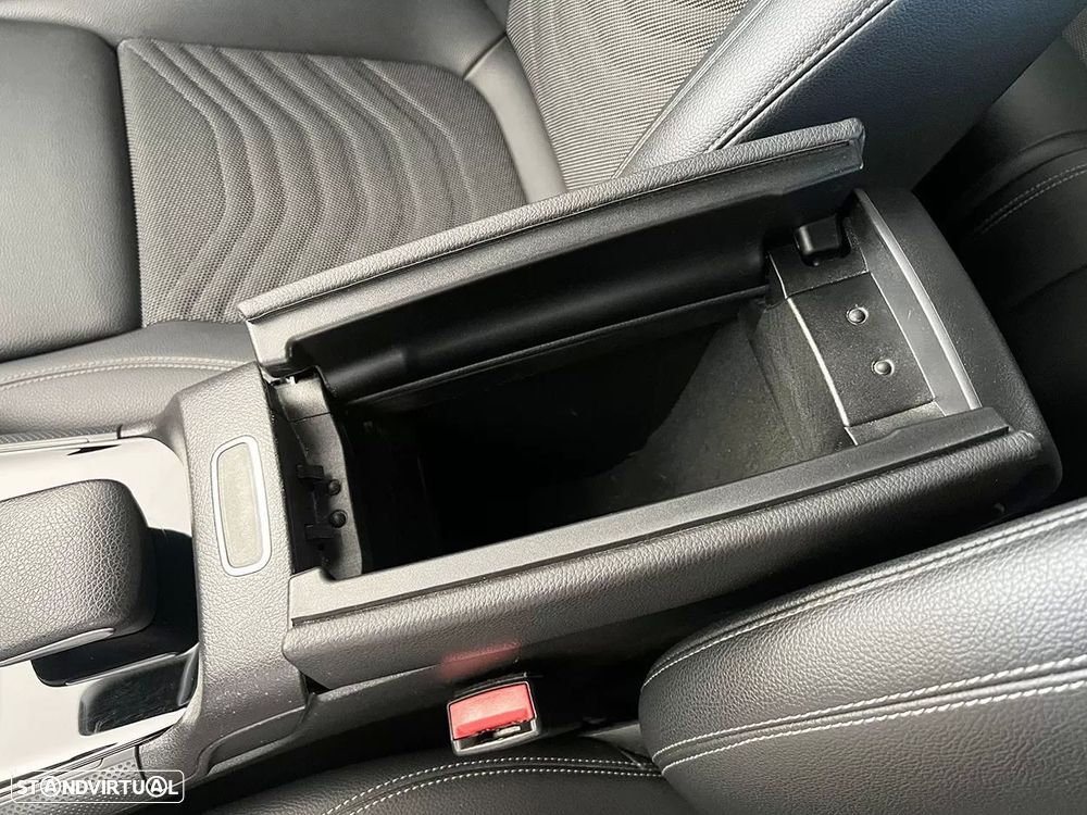 Mercedes-Benz GLA 250 e Style - 16